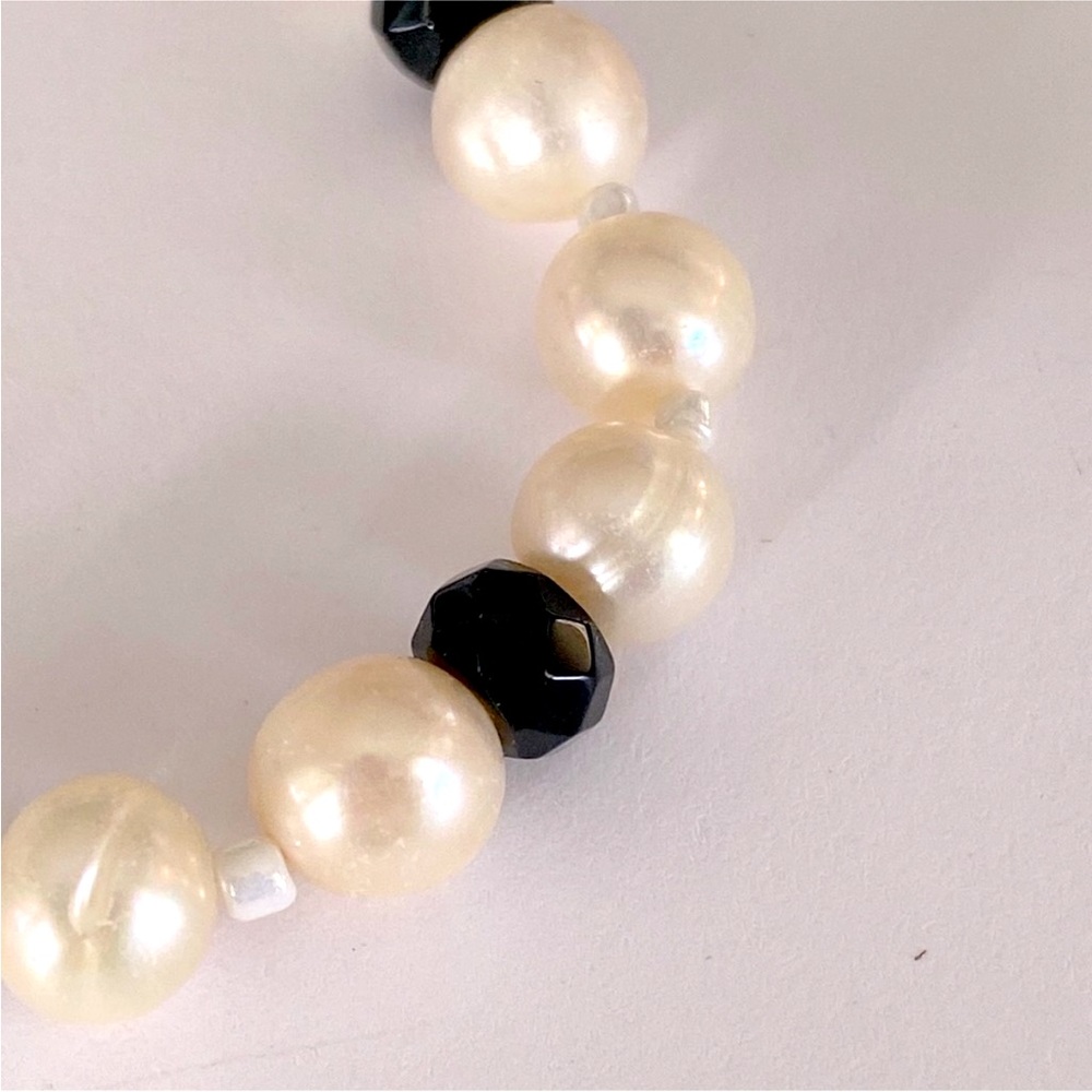 Genuine pearl/black crystal necklace - Picture 4 of 5